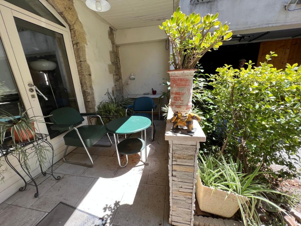 Studio Tres Calme En Plein Centre Ville Entree Independante Lunel (Herault) Exterior photo